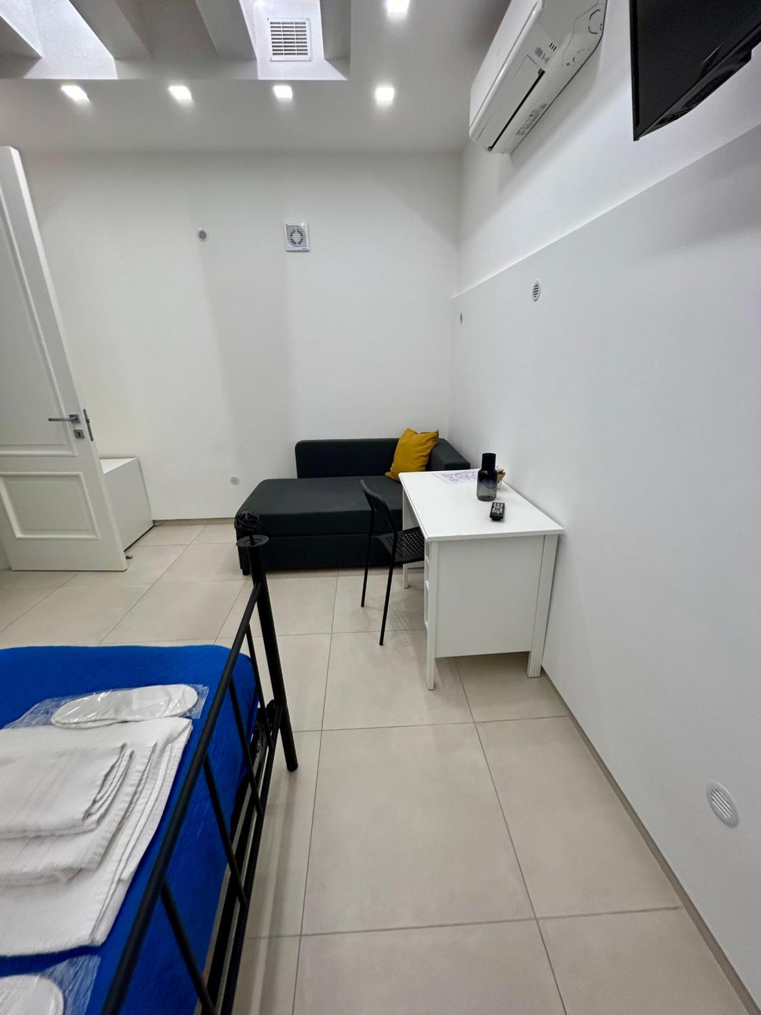 Vesuvia B&B Luxury Living Pompei Bagian luar foto